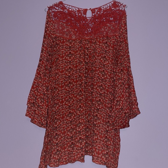 Tunic - Picture 3 of 3